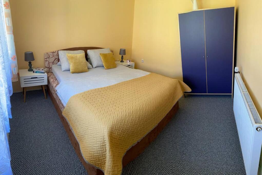 Apartment Anna Šakvice Buitenkant foto